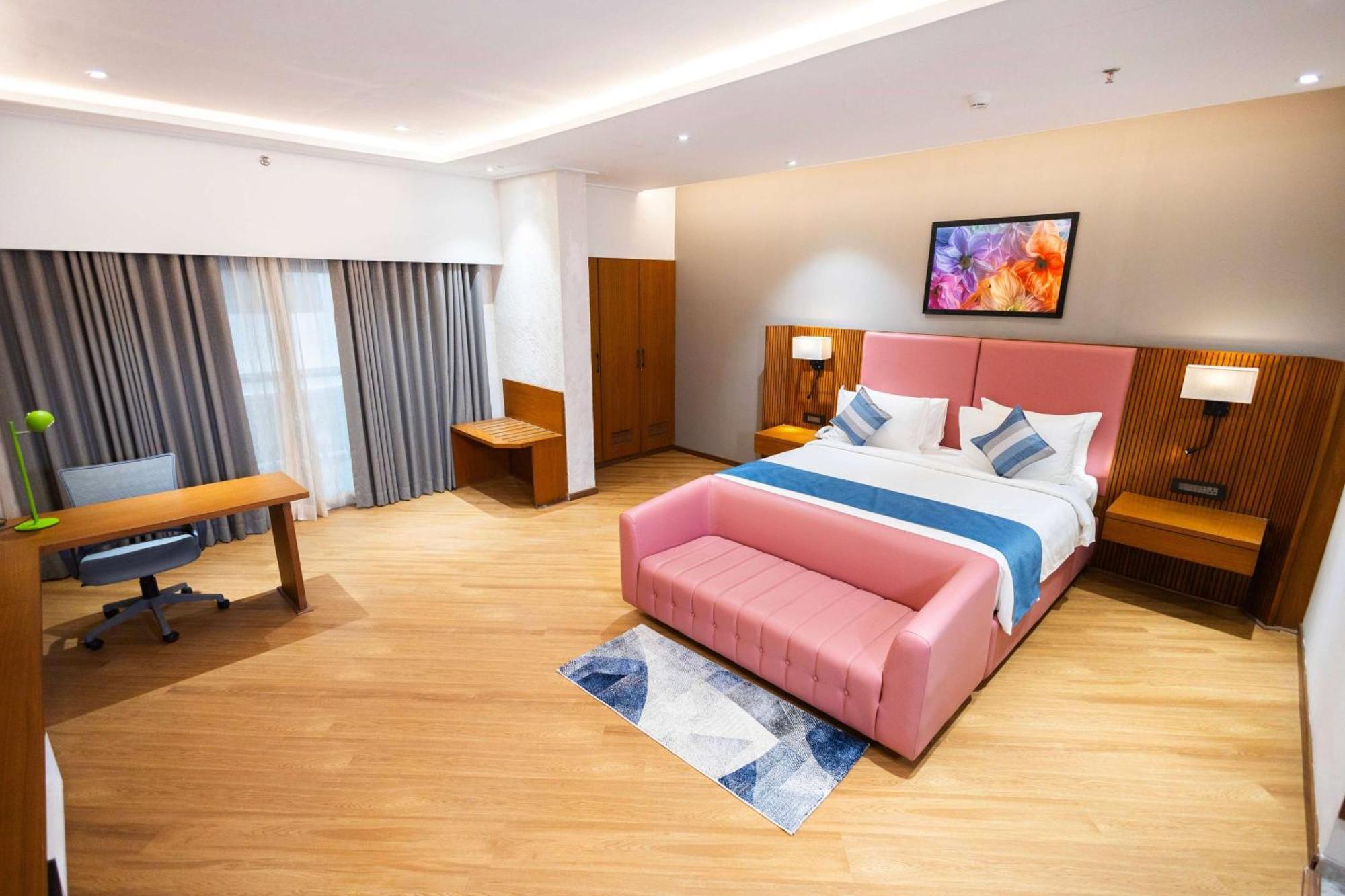 Ramada Encore By Wyndham Viramgam Kültér fotó
