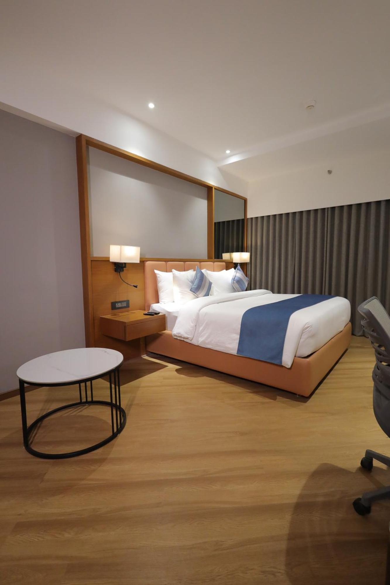 Ramada Encore By Wyndham Viramgam Kültér fotó