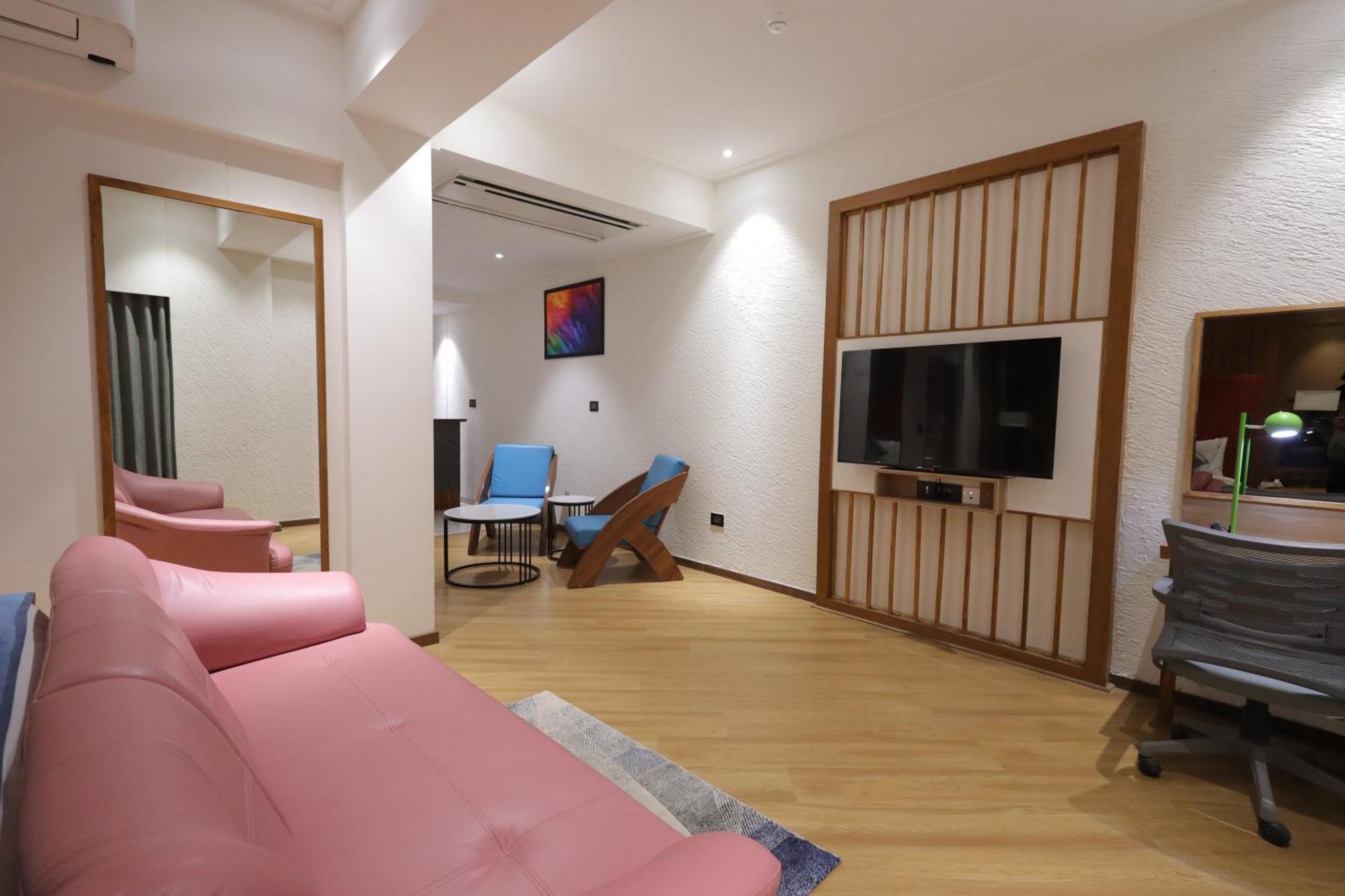 Ramada Encore By Wyndham Viramgam Kültér fotó
