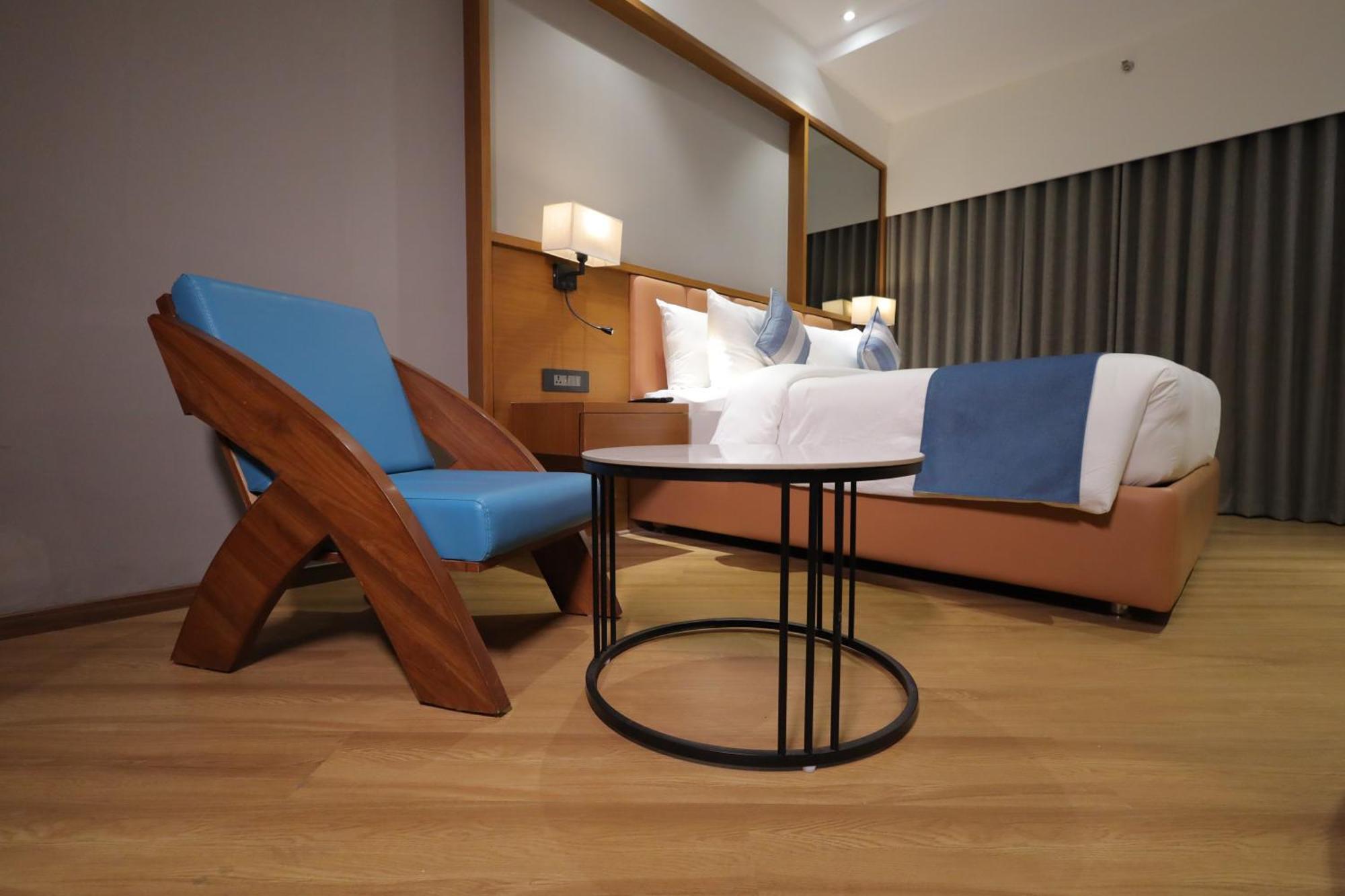 Ramada Encore By Wyndham Viramgam Kültér fotó